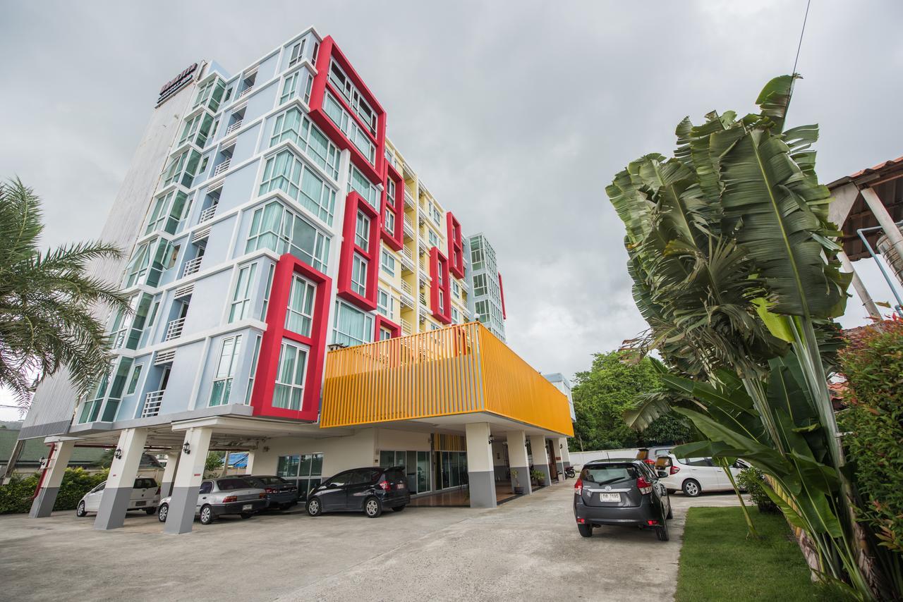 Backpacker Street Airport Place Nai Yang Exterior photo